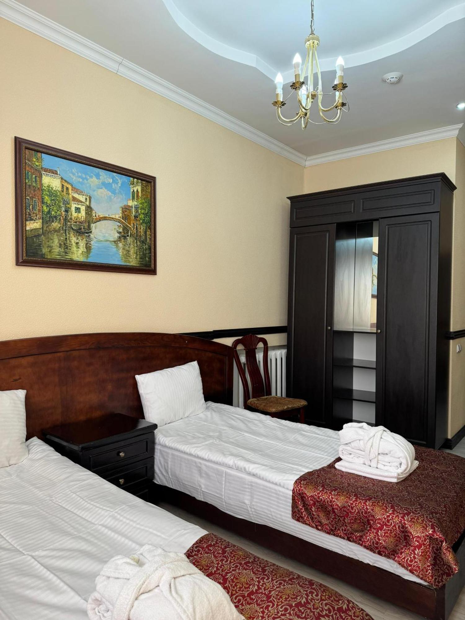 Belon Life Hotel Astana Bagian luar foto