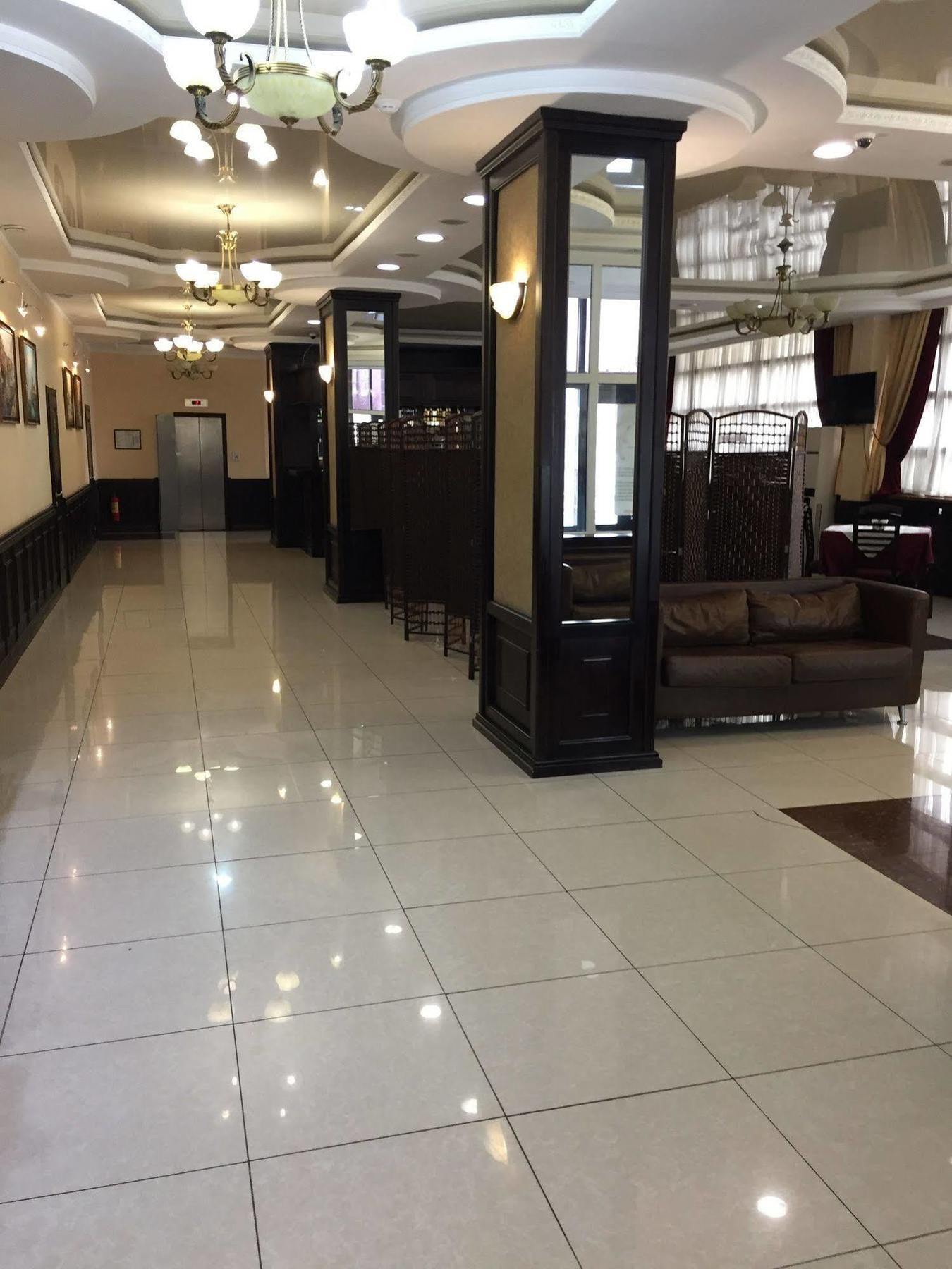 Belon Life Hotel Astana Bagian luar foto