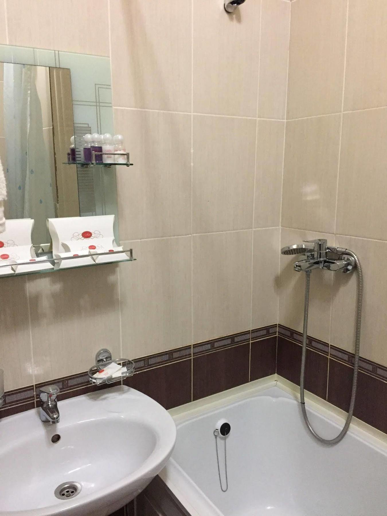 Belon Life Hotel Astana Bagian luar foto